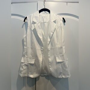 Women's White Sleeveless Blazer